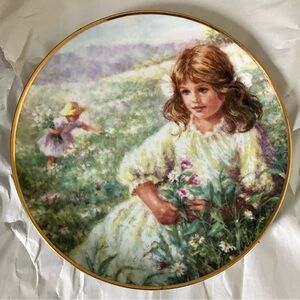 Collector Plate "Wildflowers of Love" by artist Sandra Kuck